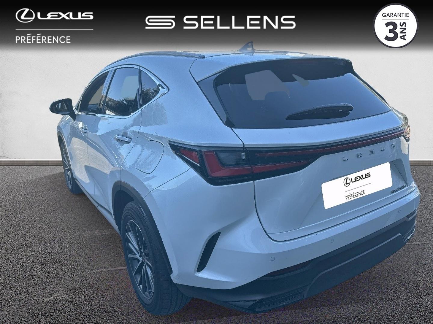 LEXUS NX 450h+ Luxe 4WD MY24 - photo 2