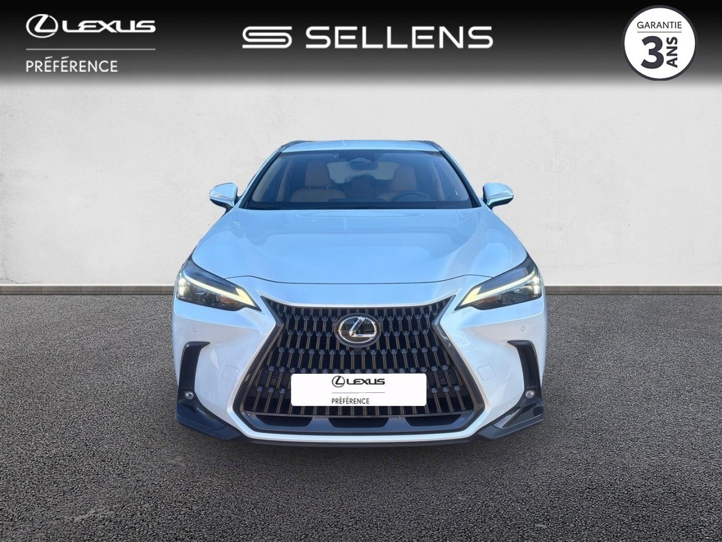LEXUS NX 450h+ Luxe 4WD MY24 - photo 16