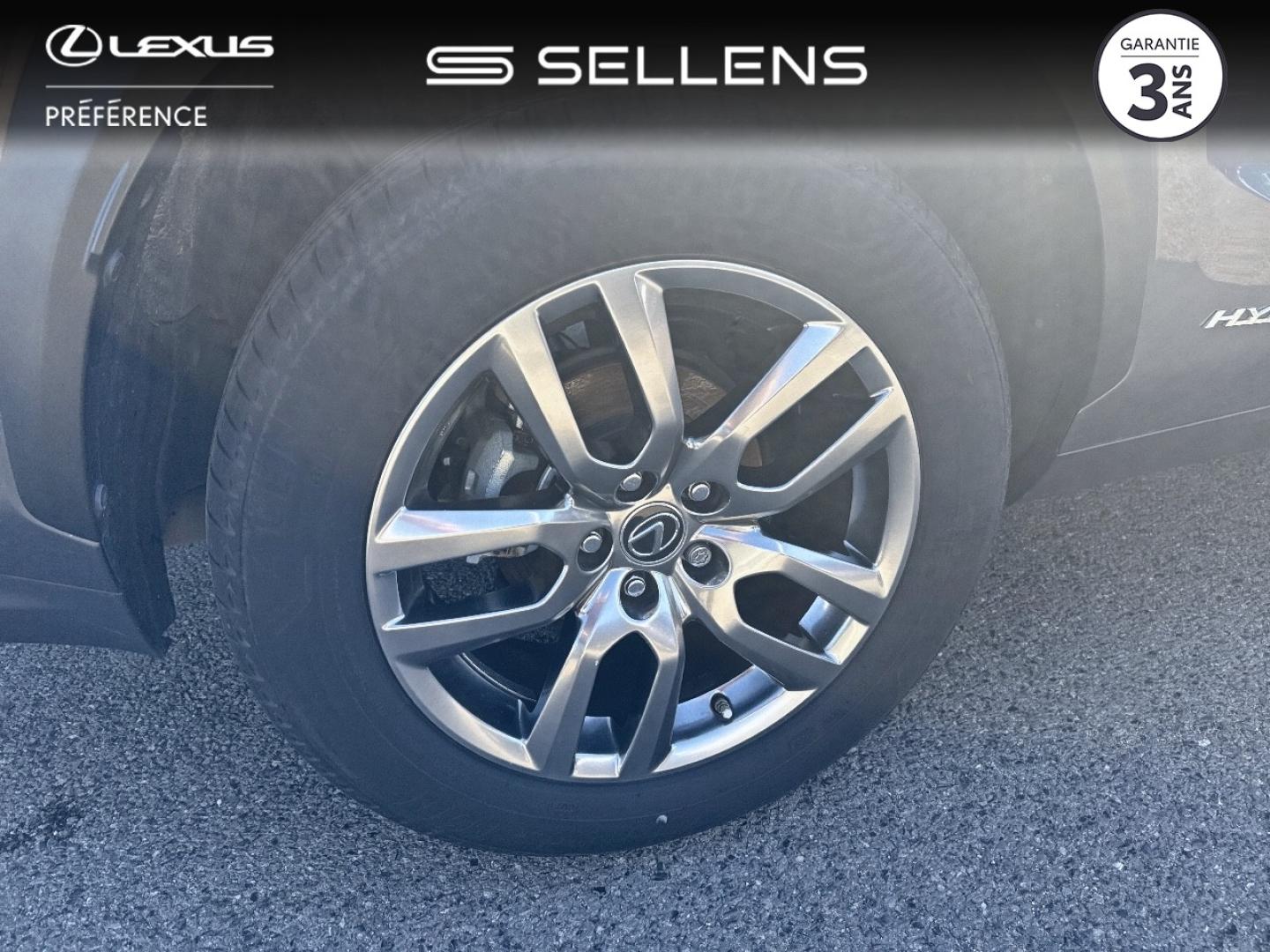 LEXUS NX 300h 2WD Luxe MM19 - photo 8