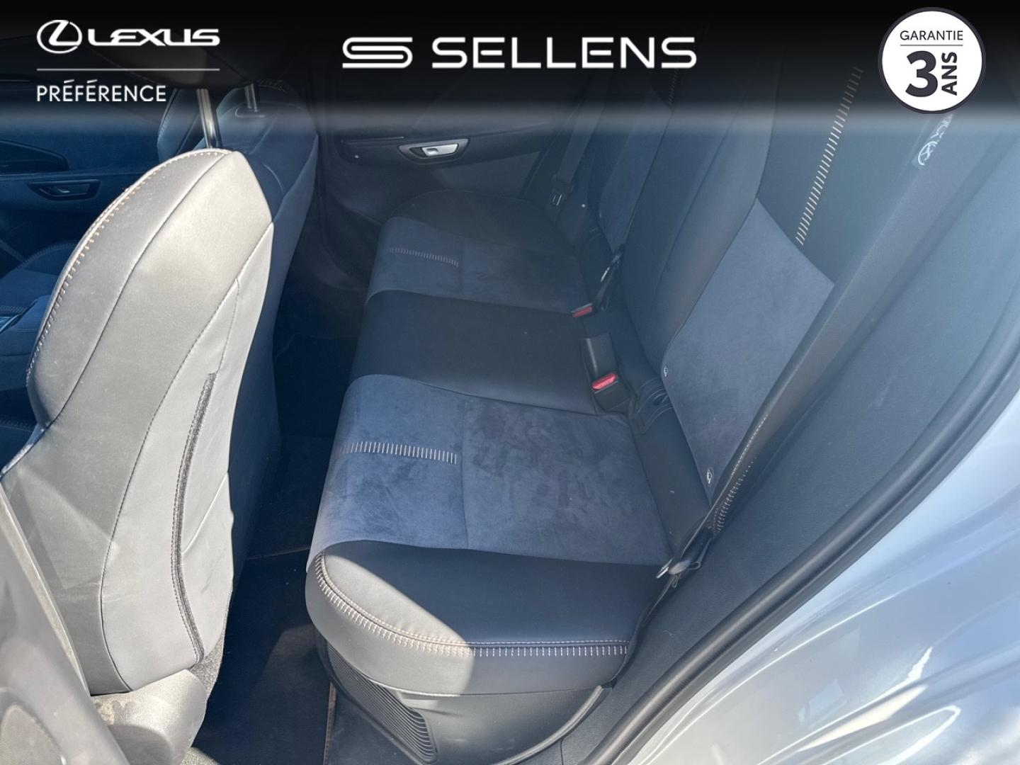 LEXUS LBX 1.5 136ch Cool 2WD - photo 4