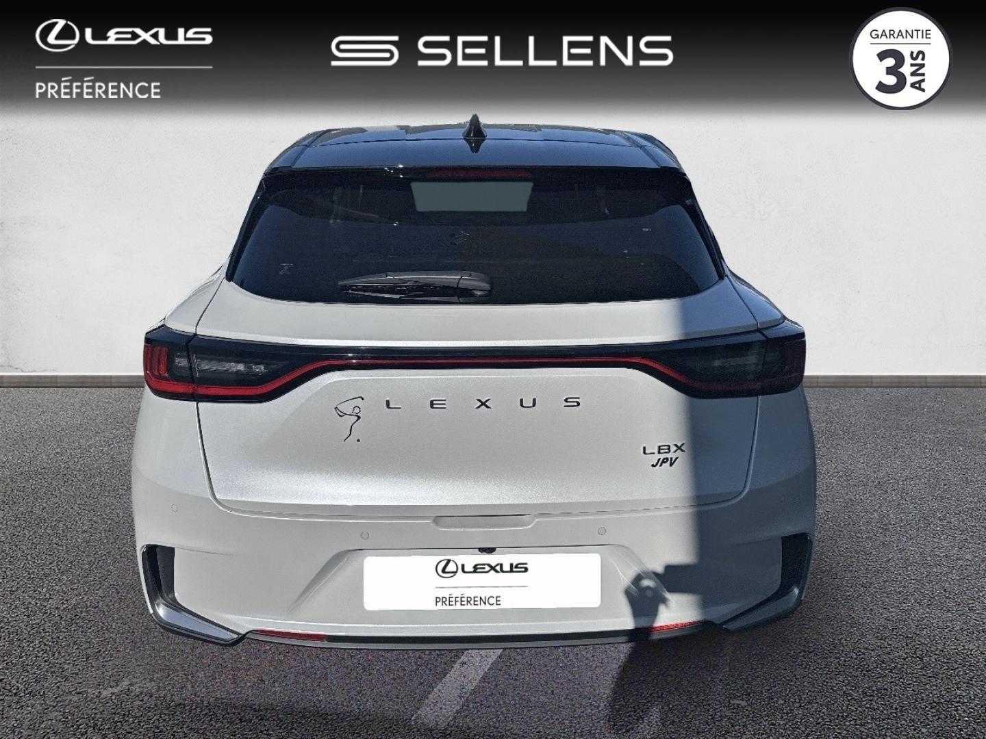 LEXUS LBX 1.5 136ch Cool 2WD - photo 14