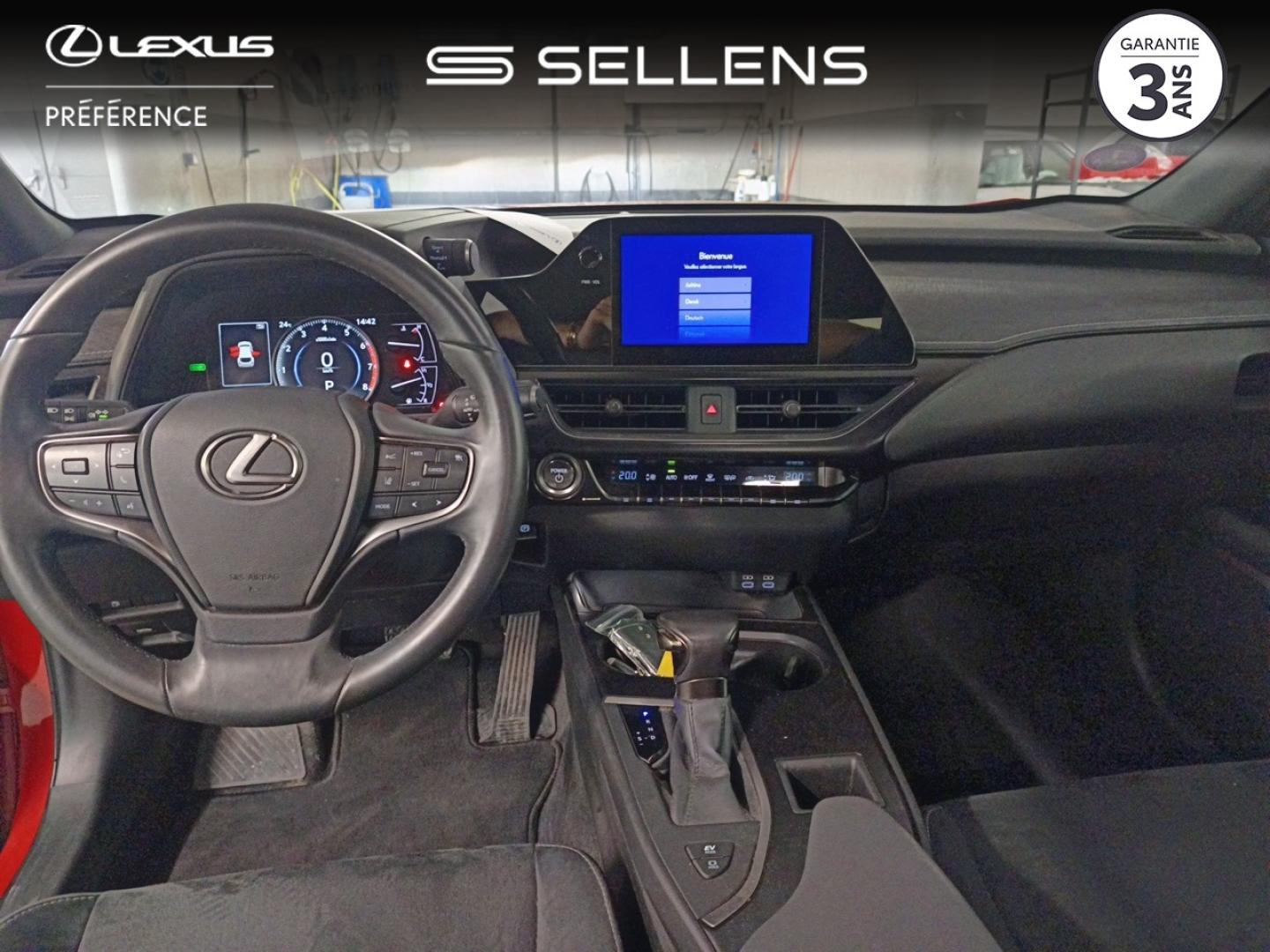 LEXUS UX 250h Pack Business 2WD - photo 8