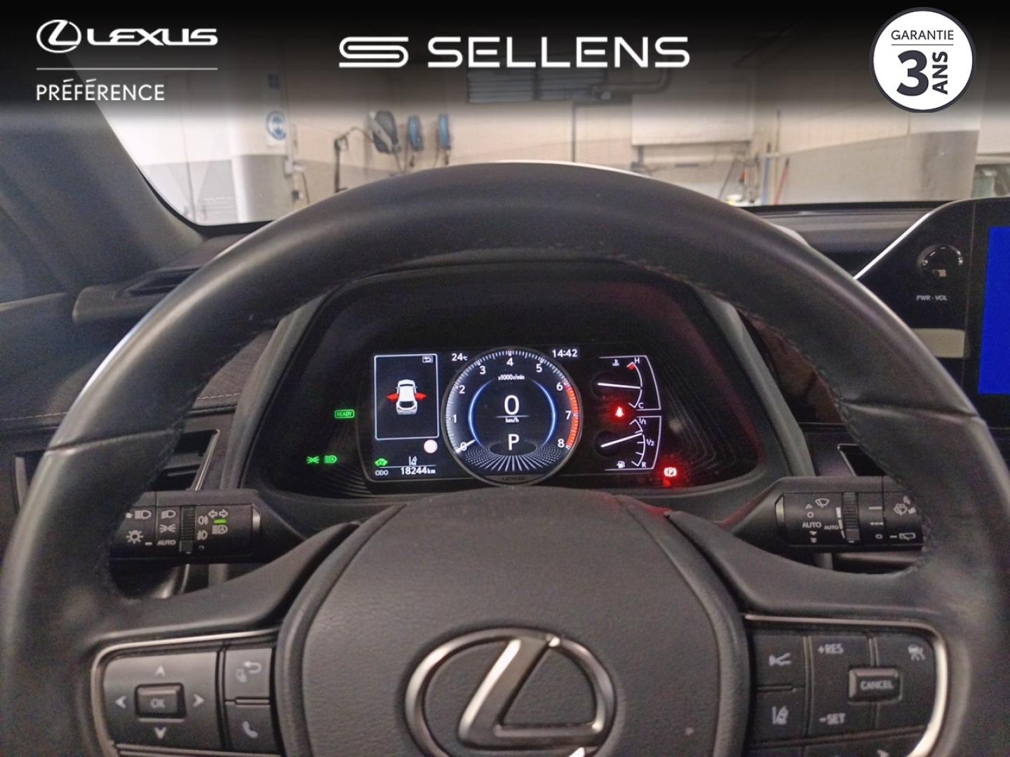 LEXUS UX 250h Pack Business 2WD - photo 13