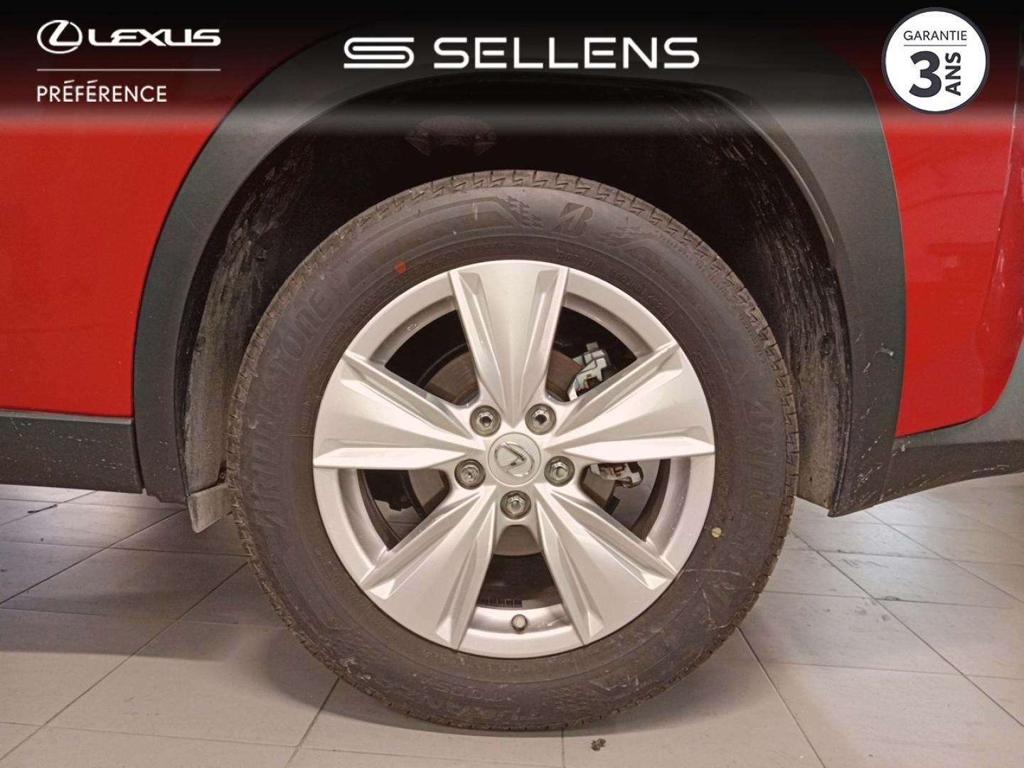LEXUS UX 250h Pack Business 2WD - photo 16