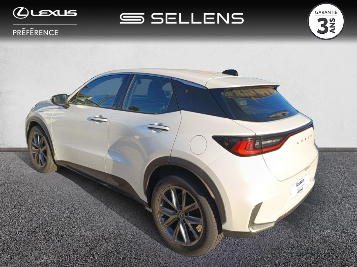 LEXUS LBX 1.5 136ch Cool pack advanced 2WD - photo 2