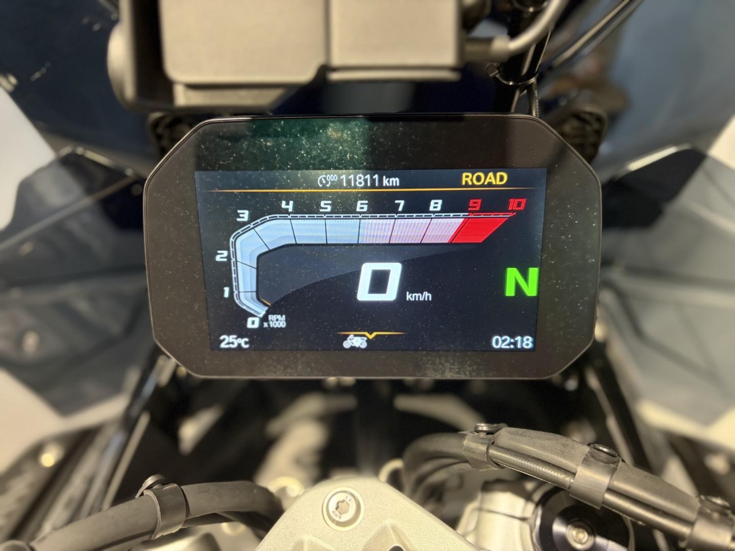 BMW R 1300 GSA Adventure - photo 8