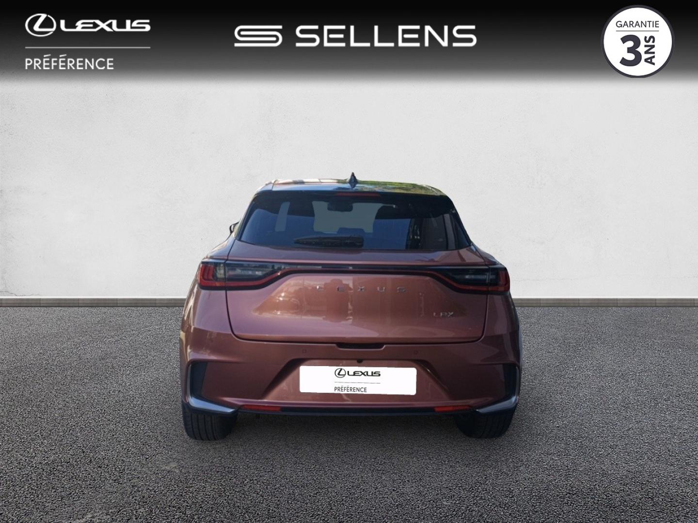 LEXUS LBX 1.5 136ch Cool 2WD - photo 4