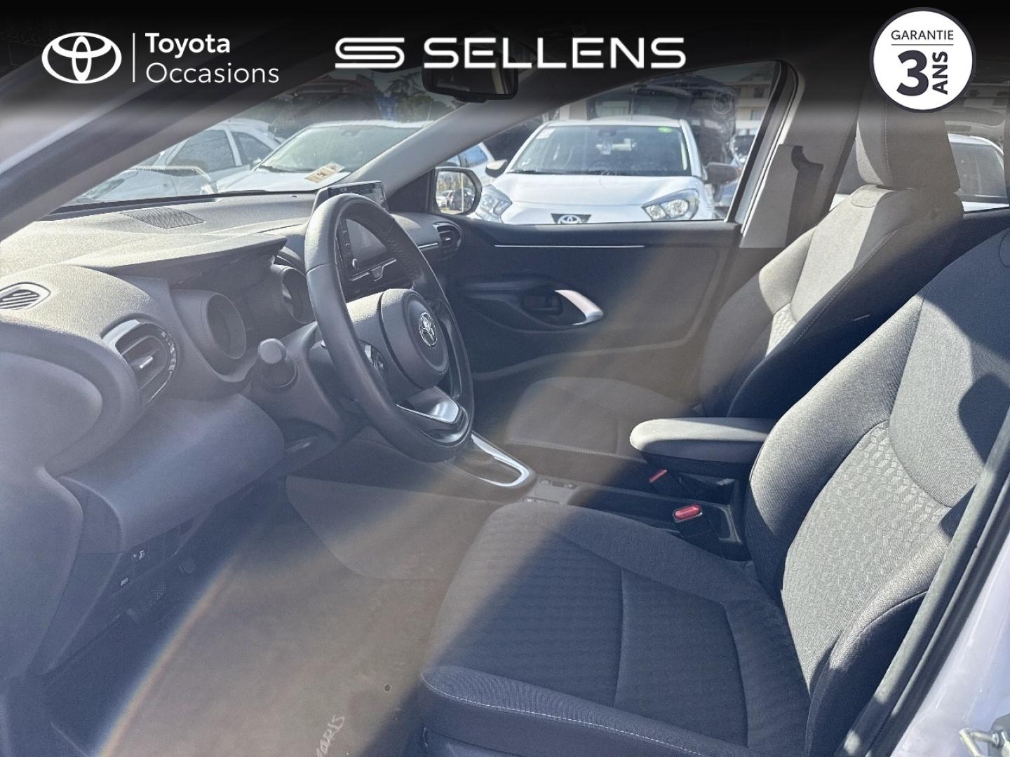 TOYOTA Yaris 116h Design 5p MY22 - photo 11