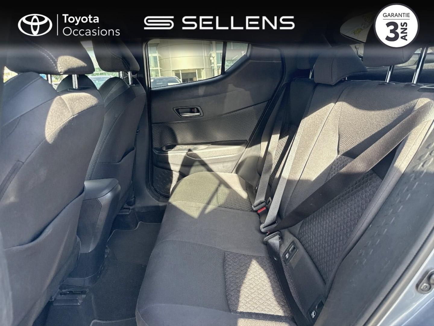 TOYOTA C-HR 1.8 Hybride 122ch Design E-CVT - photo 12