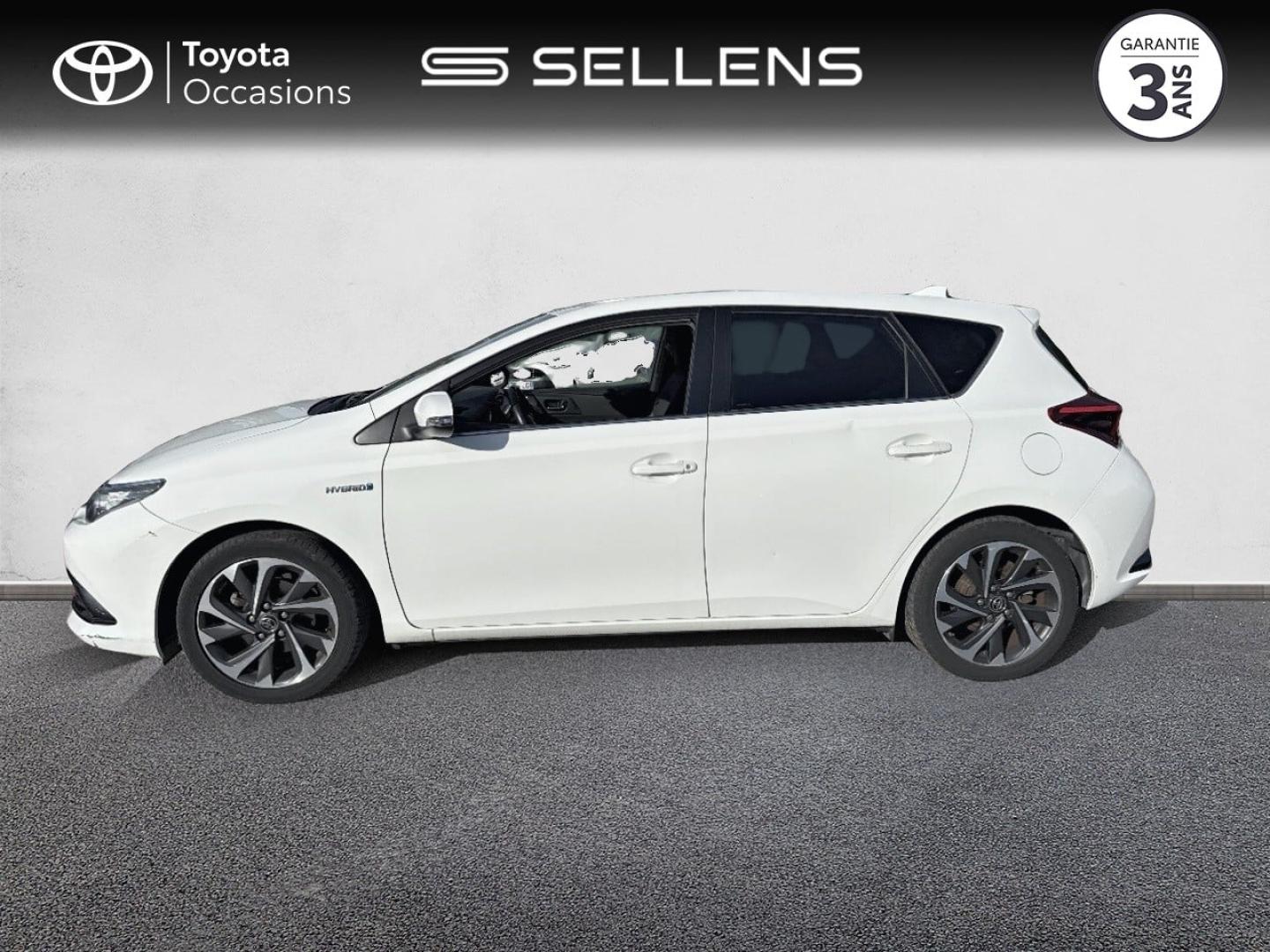TOYOTA Auris HSD 136h Design - photo 3