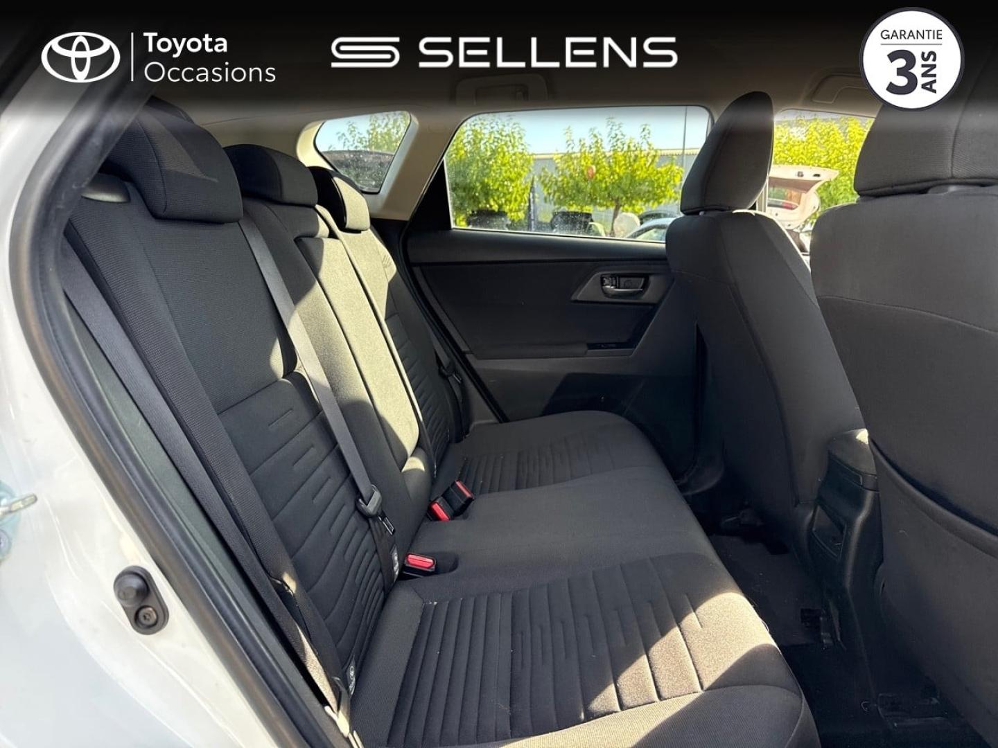 TOYOTA Auris HSD 136h Design - photo 7