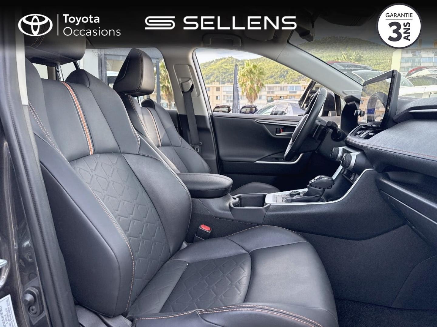 TOYOTA RAV4 2.5 Hybride 222ch Trail AWD-i MY22 - photo 6