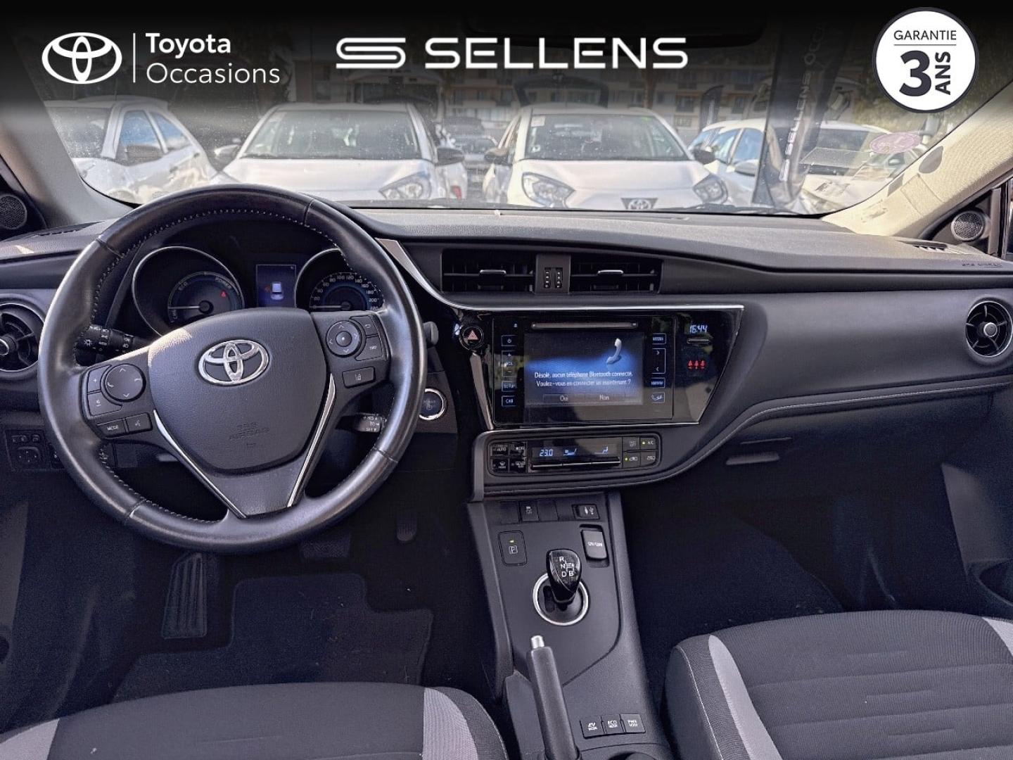 TOYOTA Auris HSD 136h Design - photo 8