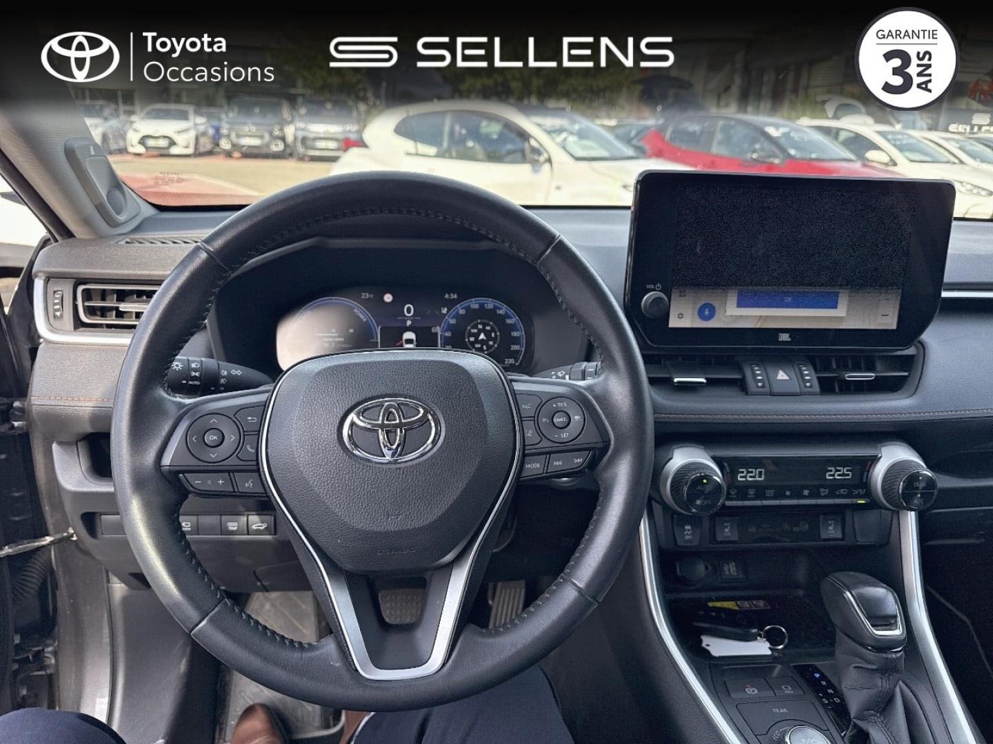 TOYOTA RAV4 2.5 Hybride 222ch Trail AWD-i MY22 - photo 9