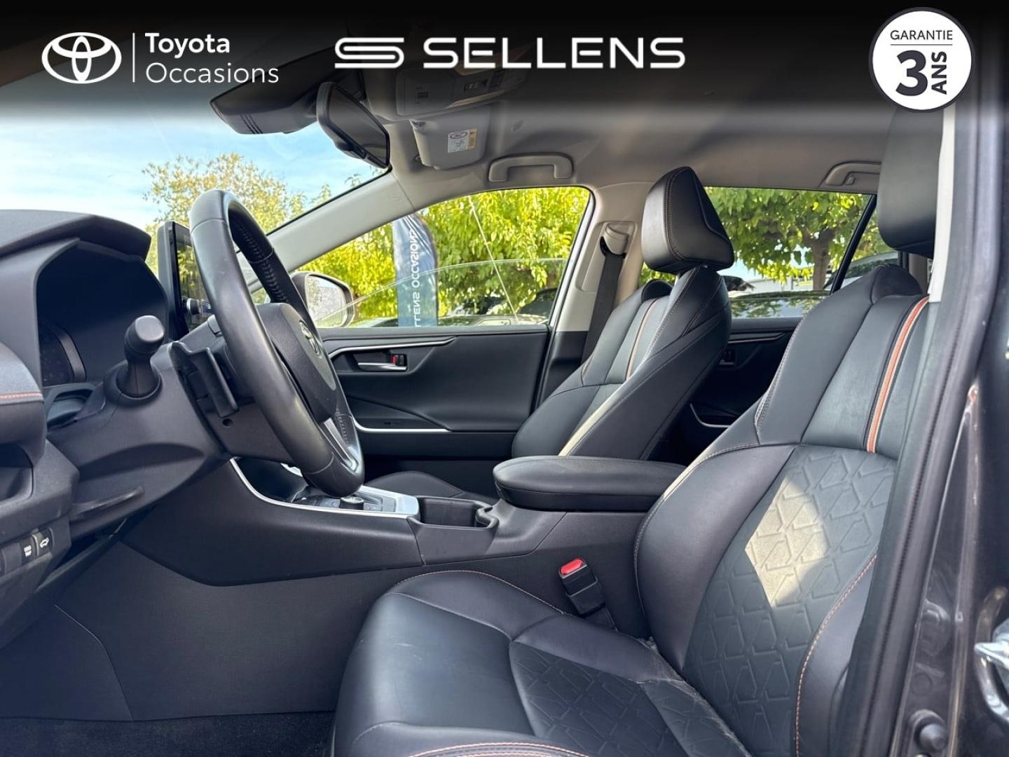 TOYOTA RAV4 2.5 Hybride 222ch Trail AWD-i MY22 - photo 11