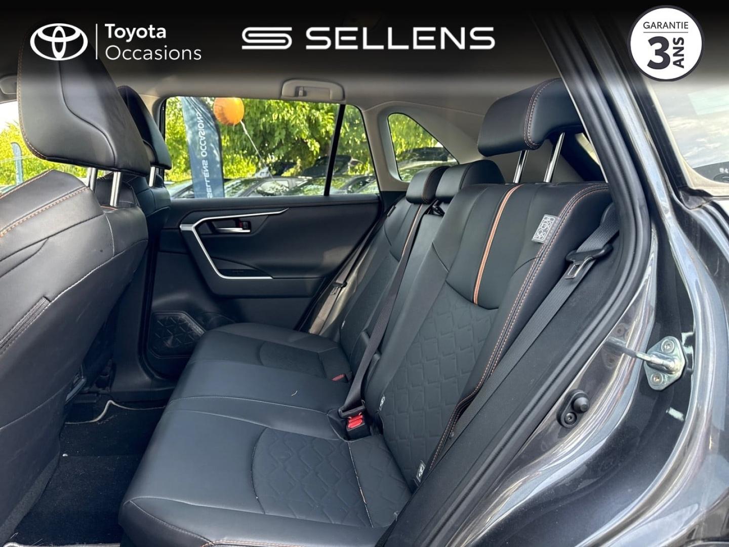 TOYOTA RAV4 2.5 Hybride 222ch Trail AWD-i MY22 - photo 12