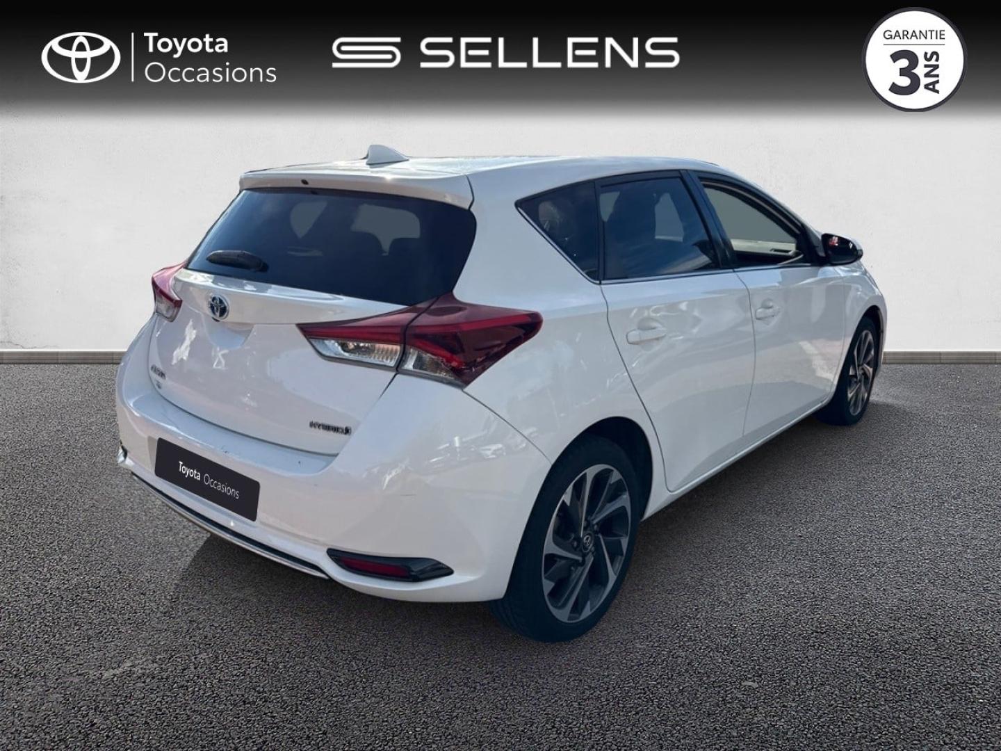 TOYOTA Auris HSD 136h Design - photo 18