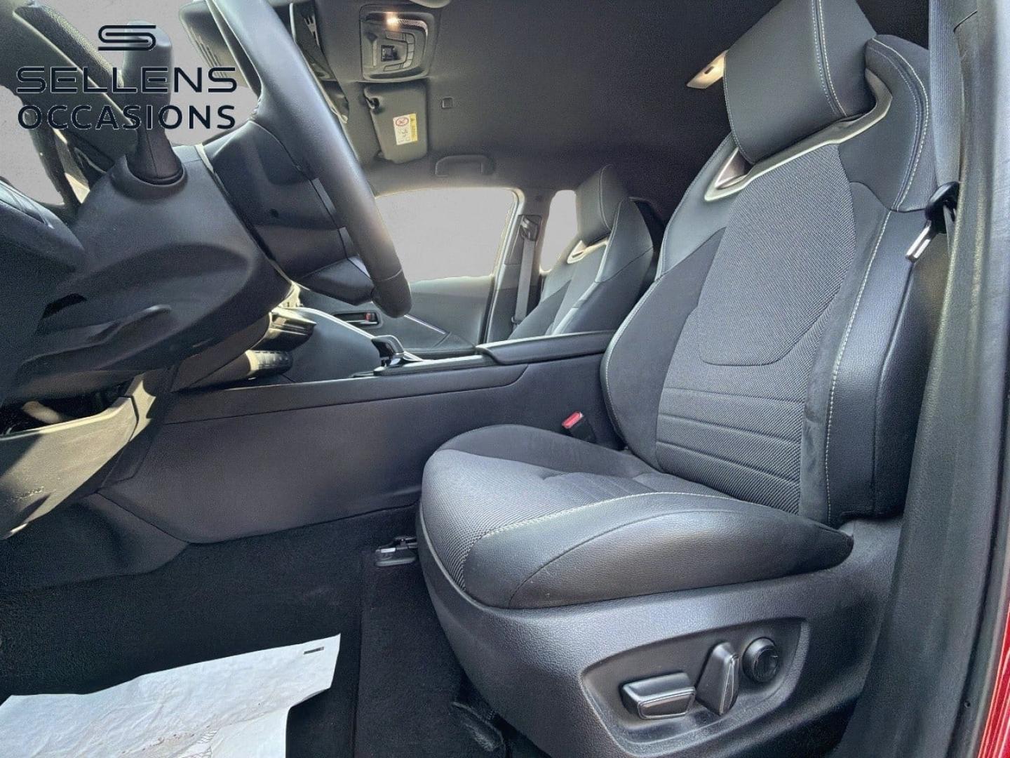 TOYOTA C-HR 2.0 Hybride 200ch Collection NG23 - photo 11