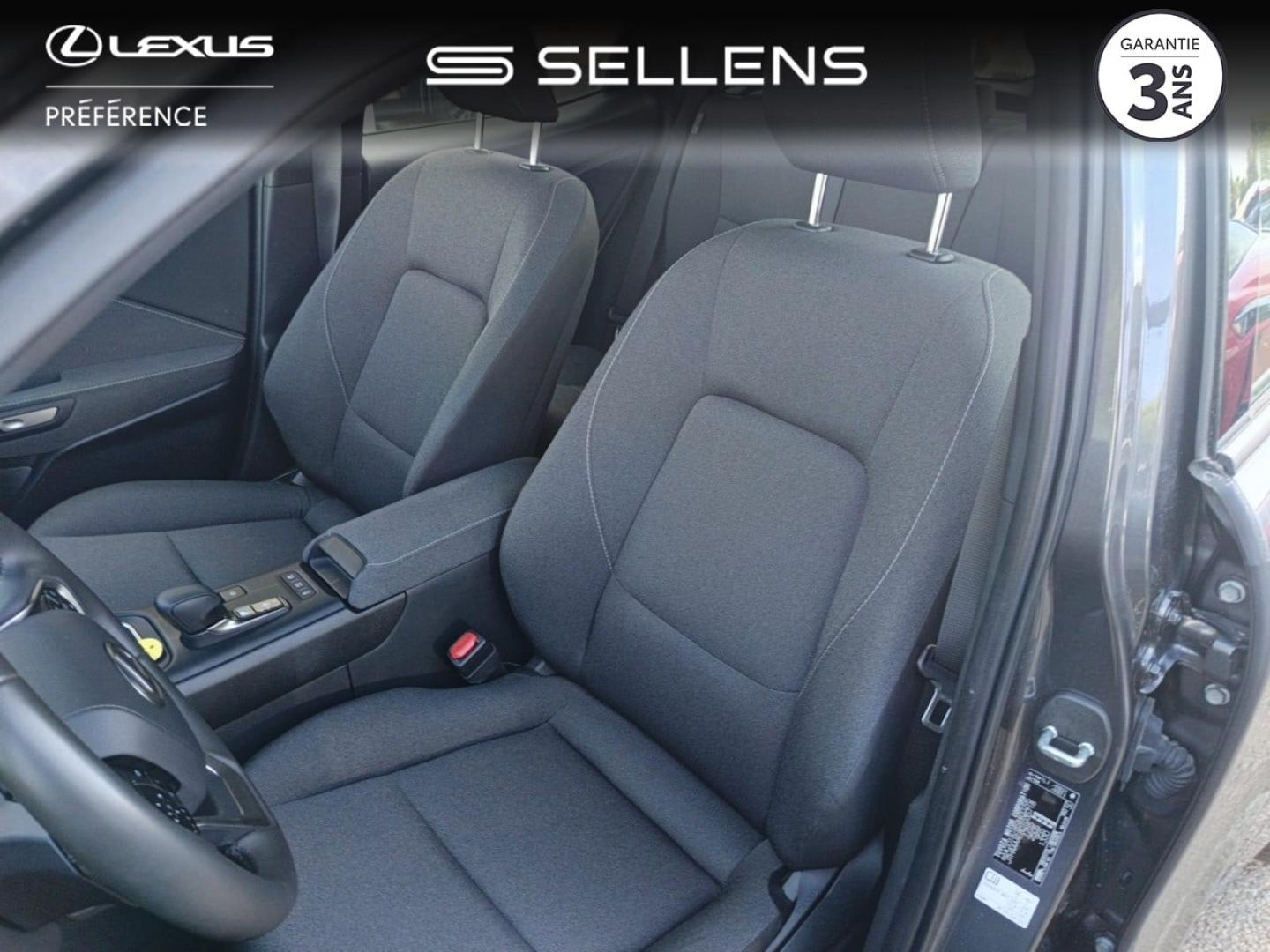 LEXUS LBX 1.5 136ch Business 2WD - photo 11