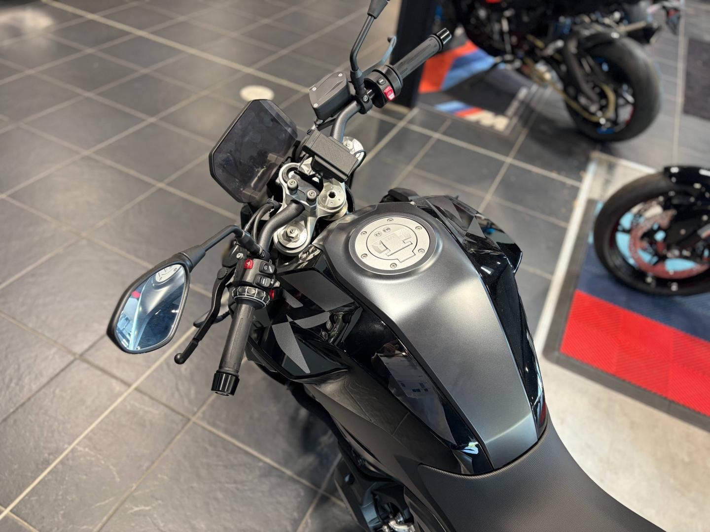 BMW F F 900 R 2025 - photo 9