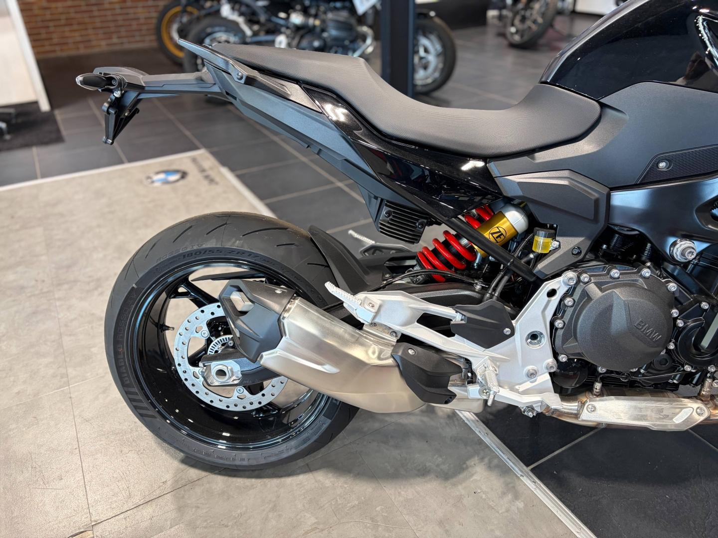 BMW F F 900 R 2025 - photo 7