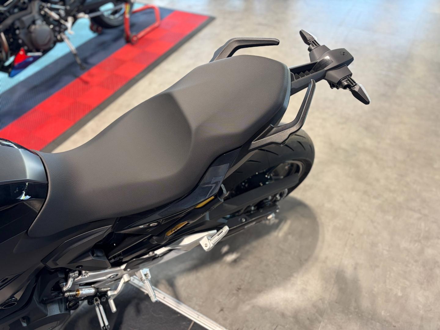 BMW F F 900 R 2025 - photo 10