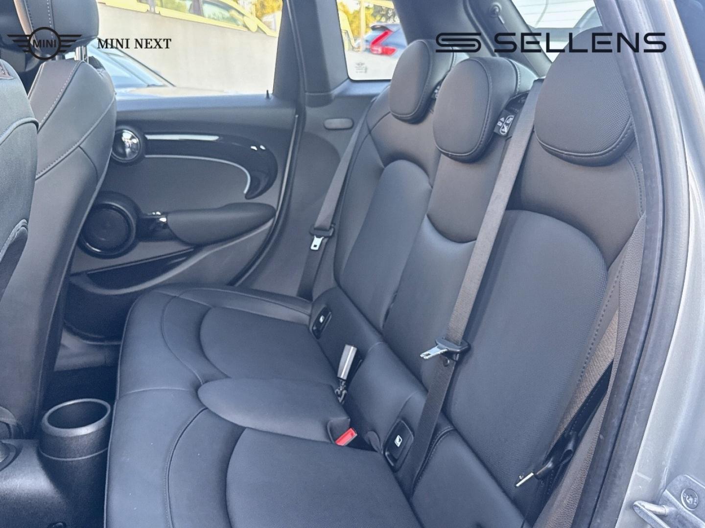 MINI Mini 5 Portes Cooper 136ch Edition Premium Plus BVA7 - photo 16