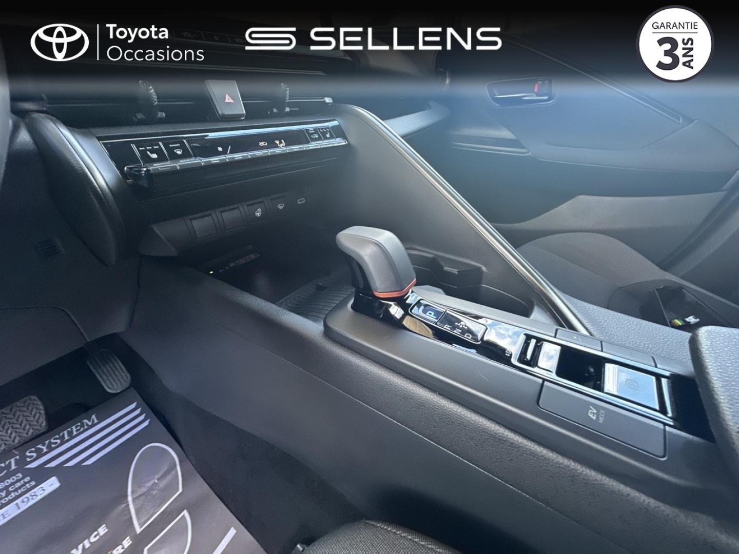 TOYOTA C-HR 2.0 Hybride 200ch Design MY25 - photo 20