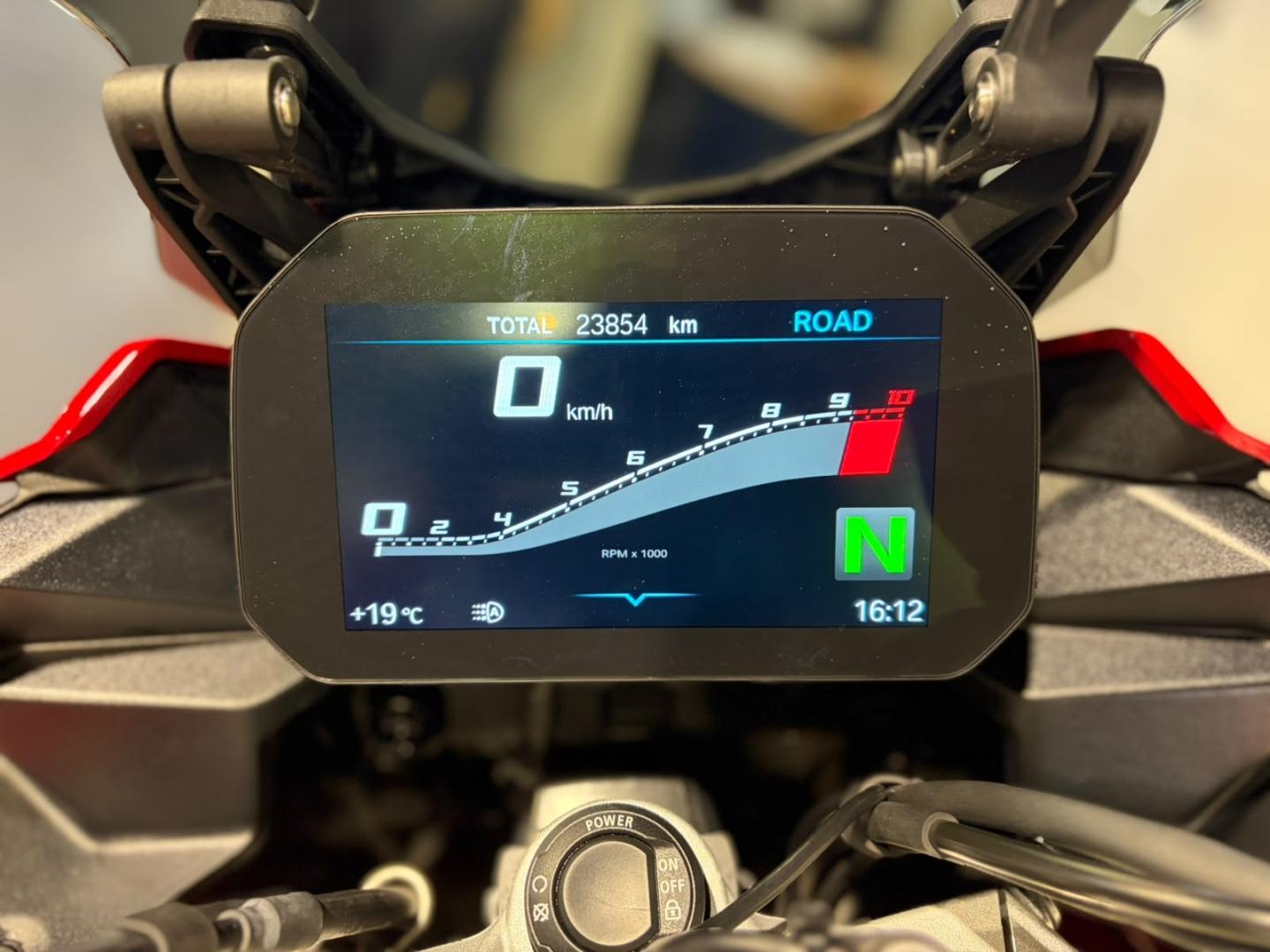 BMW F 900 XR A2 - photo 9