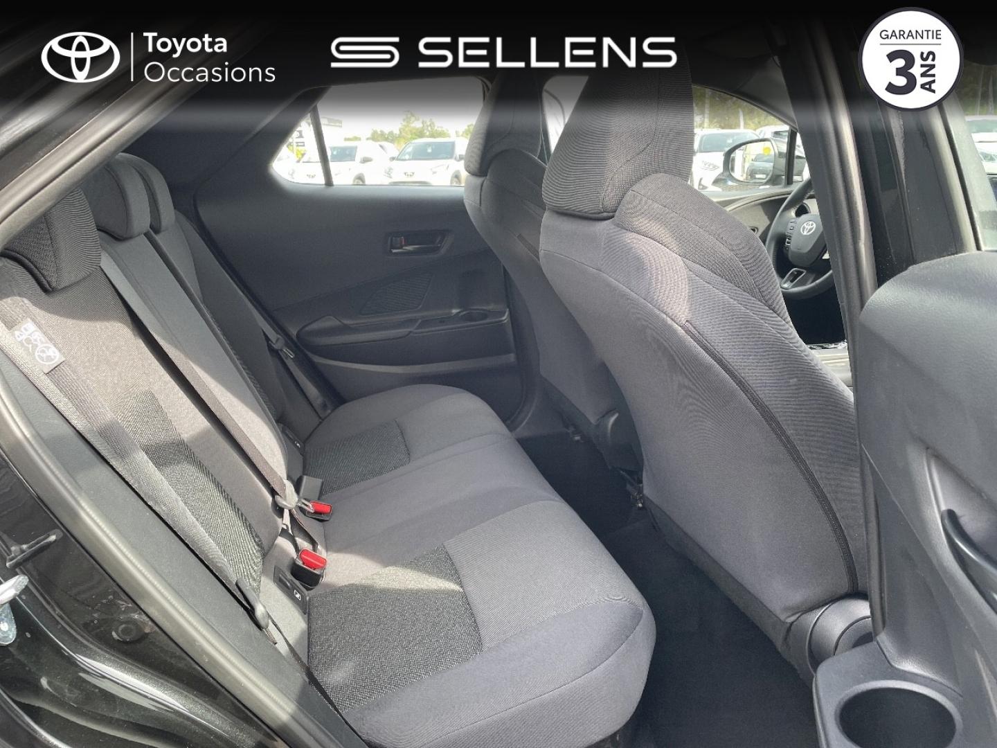 TOYOTA C-HR 1.8 Hybride 140ch Dynamic - photo 7