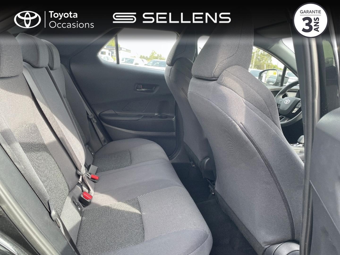 TOYOTA C-HR 1.8 Hybride 140ch Dynamic - photo 7