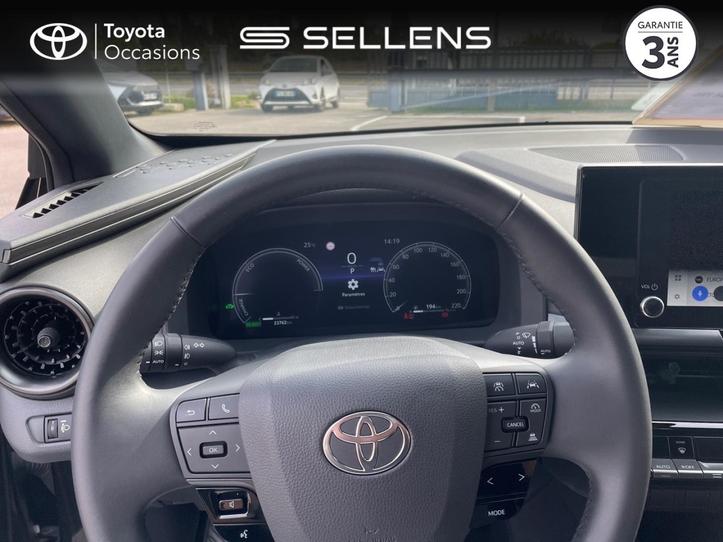 TOYOTA C-HR 1.8 Hybride 140ch Dynamic - photo 13